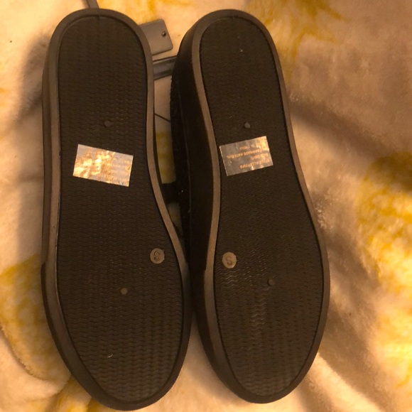 Black shoes with sparkle! - Picture 4 of 6